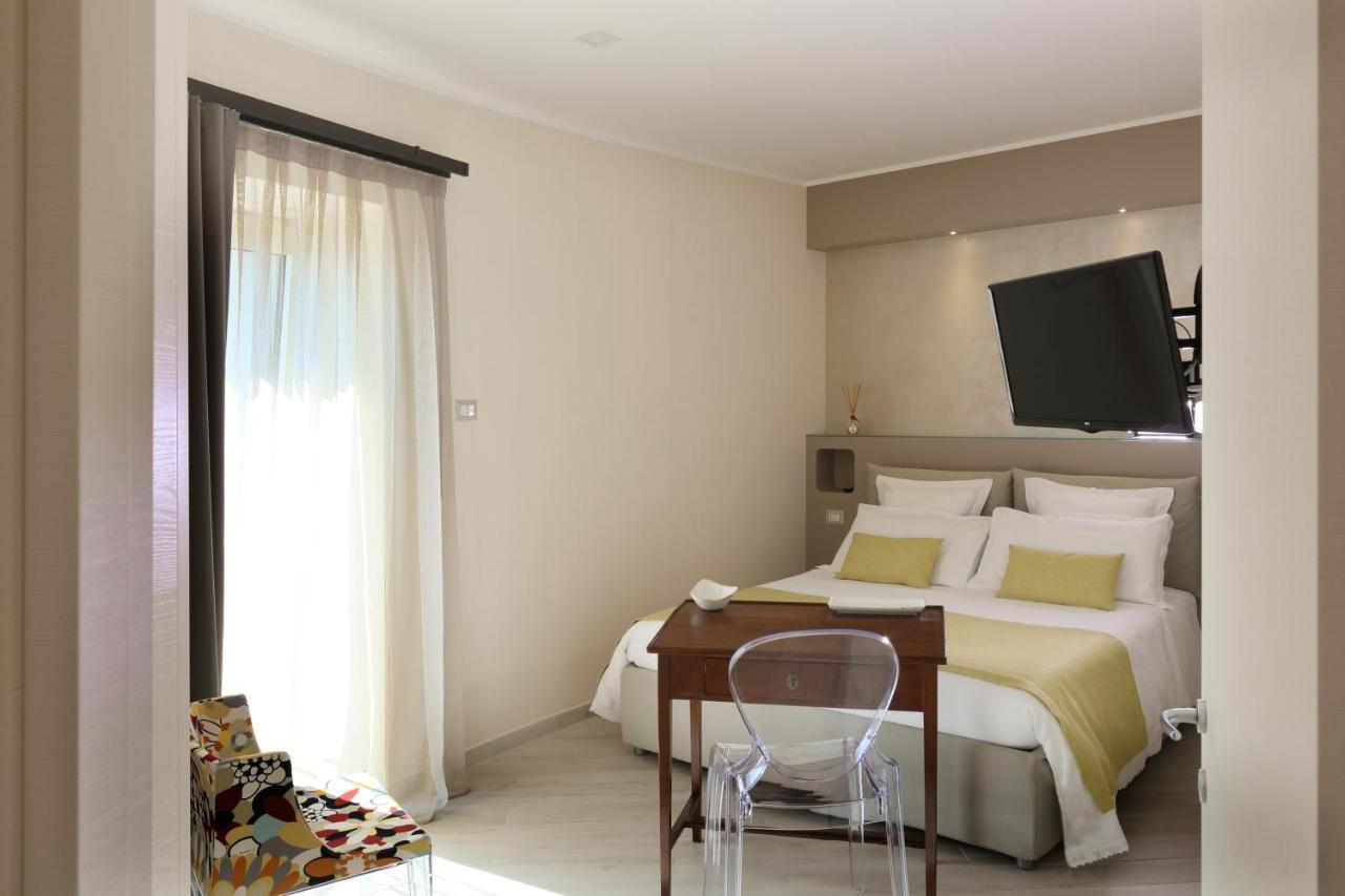 Sparviero Luxury Suites Taormina Kültér fotó