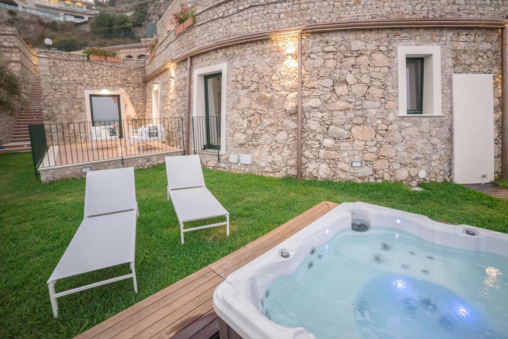 Sparviero Luxury Suites Taormina Kültér fotó