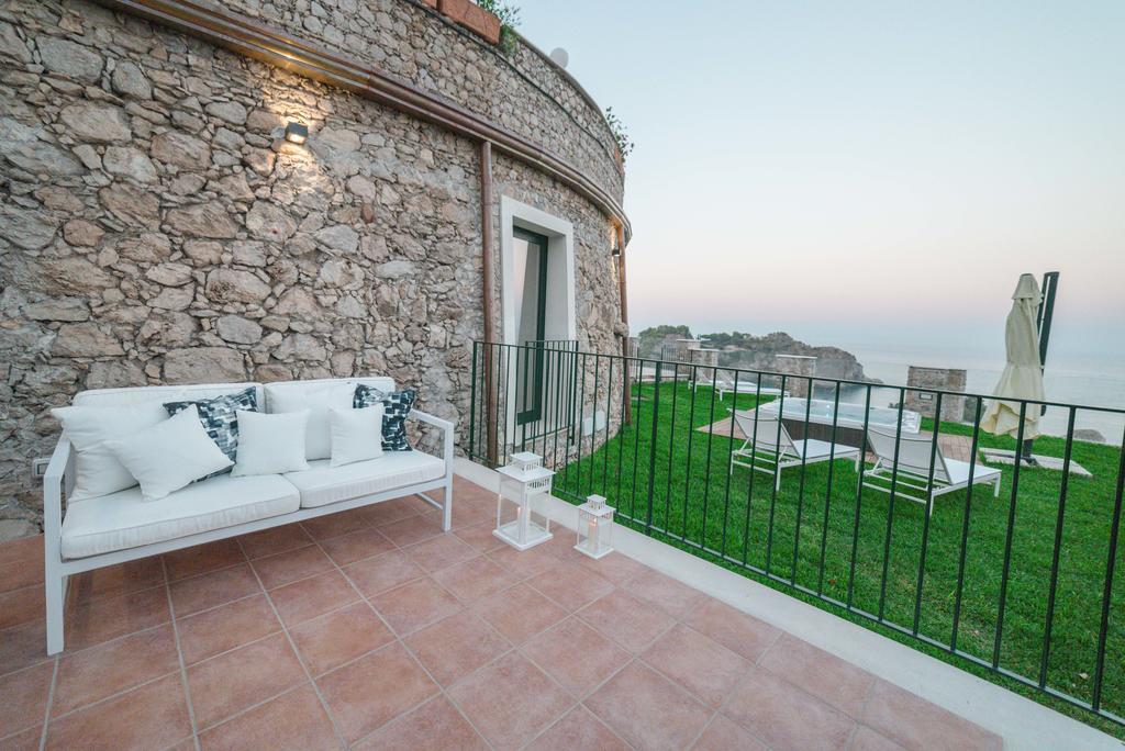 Sparviero Luxury Suites Taormina Kültér fotó
